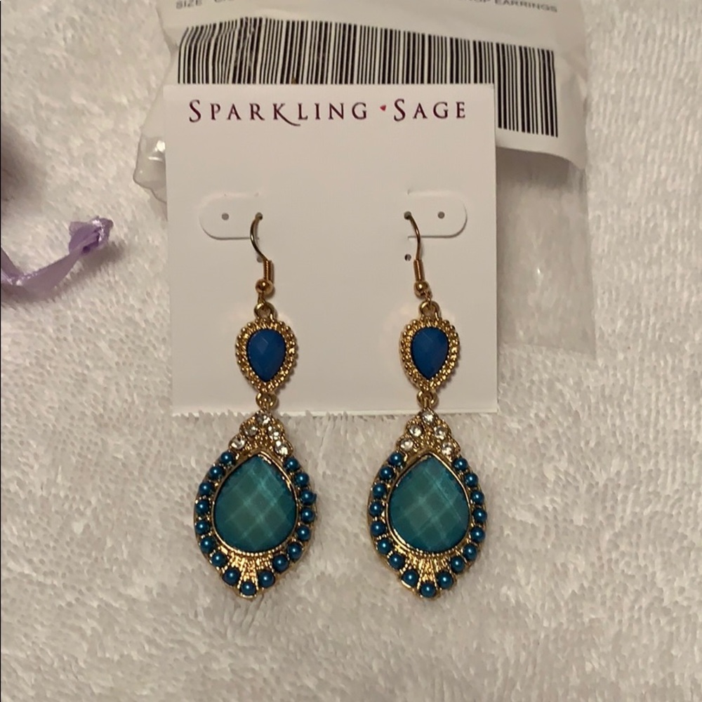 Brand New Sparkling Sage Teardrop Earrings